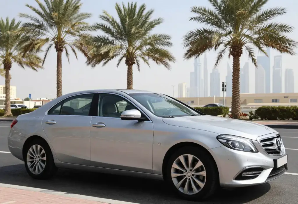 Top 7 Reasons to Rent a Sedan in Dubai for Your Next Trip